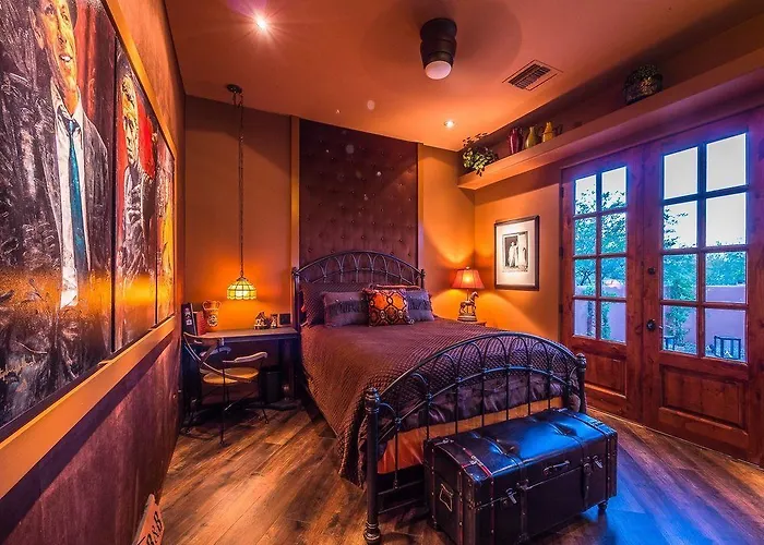 Hotel Four Peaks Romantic Getaway